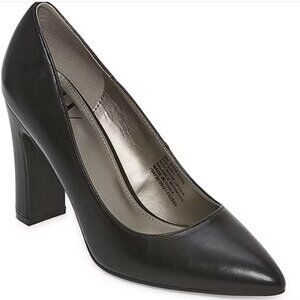 Worthington Zool Black 9.5M Women’s Pumps – New in Box $45